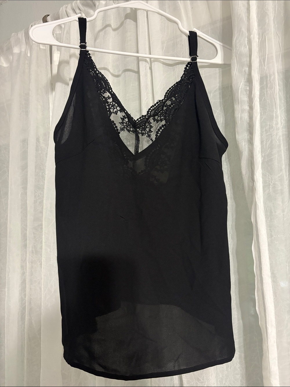 SHEIN Black Lace Trim V-Neck Camisole